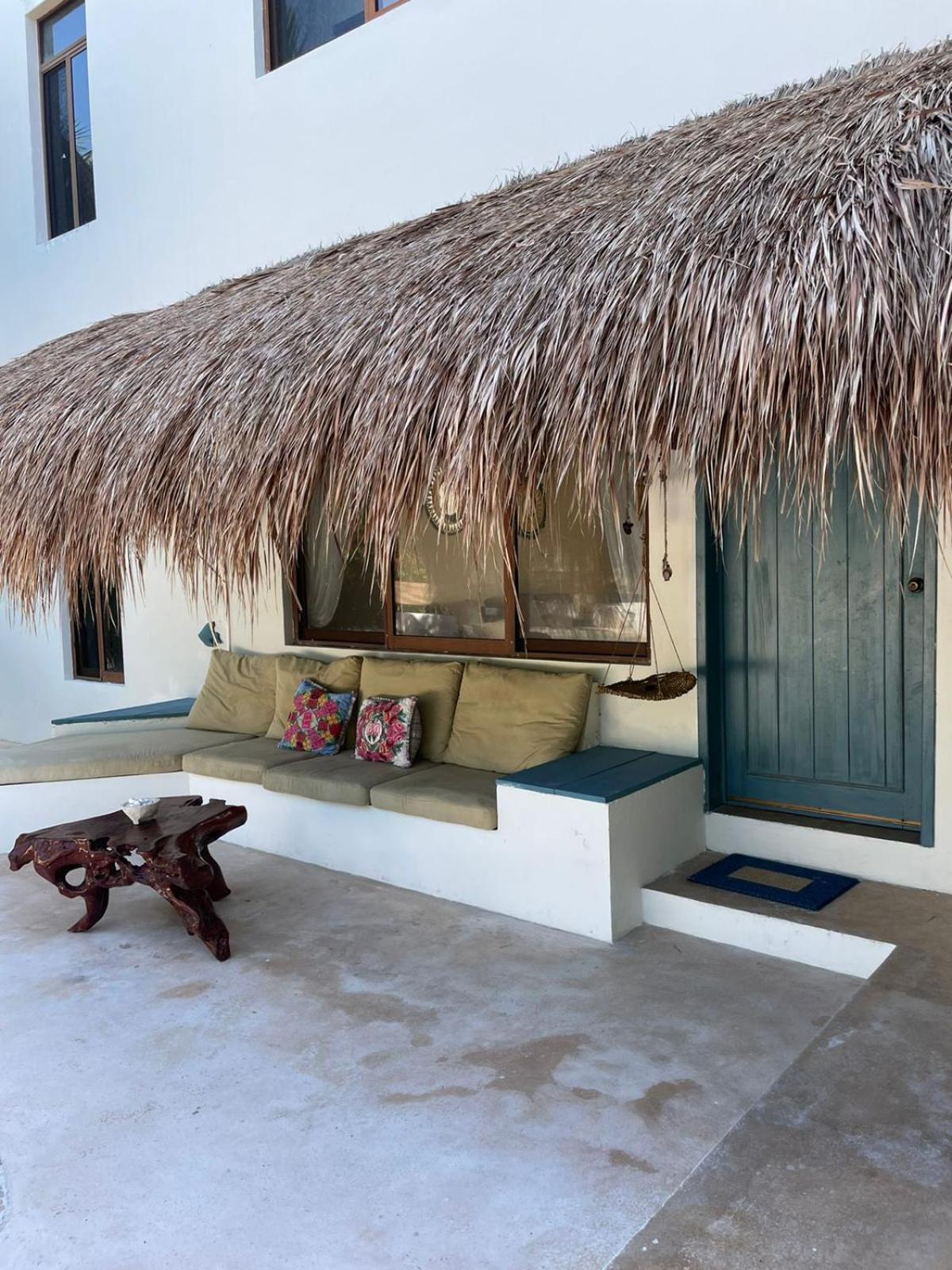 La Puerta Azul Beachfront - Adults Only Isla Holbox Exterior photo