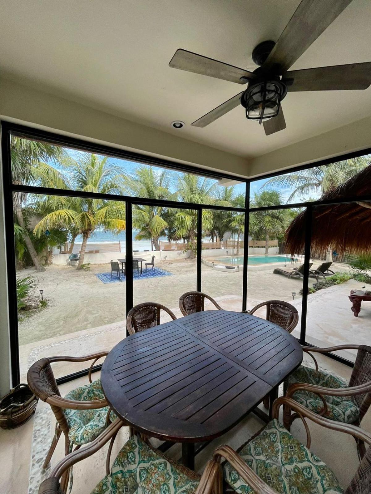 La Puerta Azul Beachfront - Adults Only Isla Holbox Exterior photo