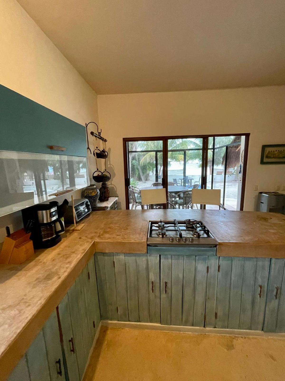 La Puerta Azul Beachfront - Adults Only Isla Holbox Exterior photo