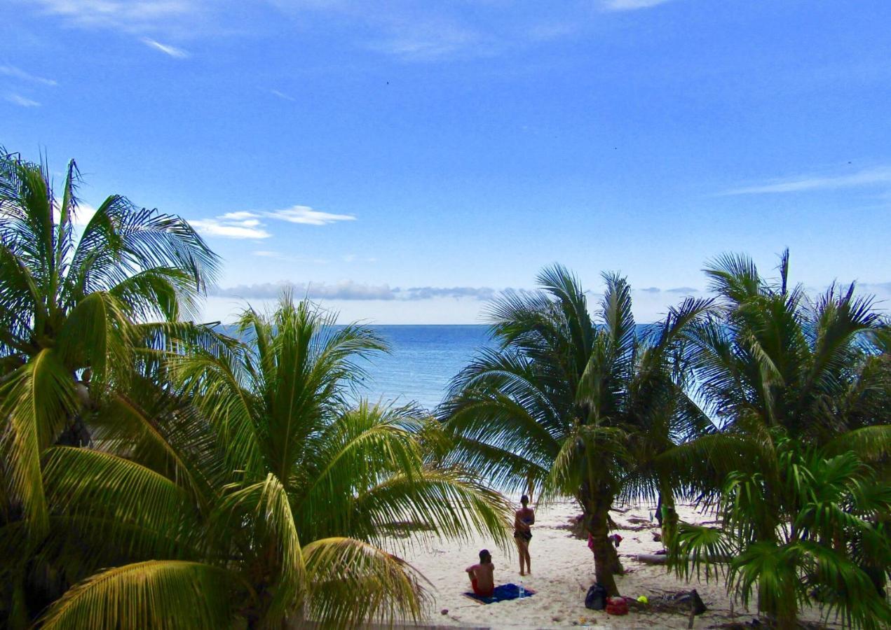 La Puerta Azul Beachfront - Adults Only Isla Holbox Exterior photo