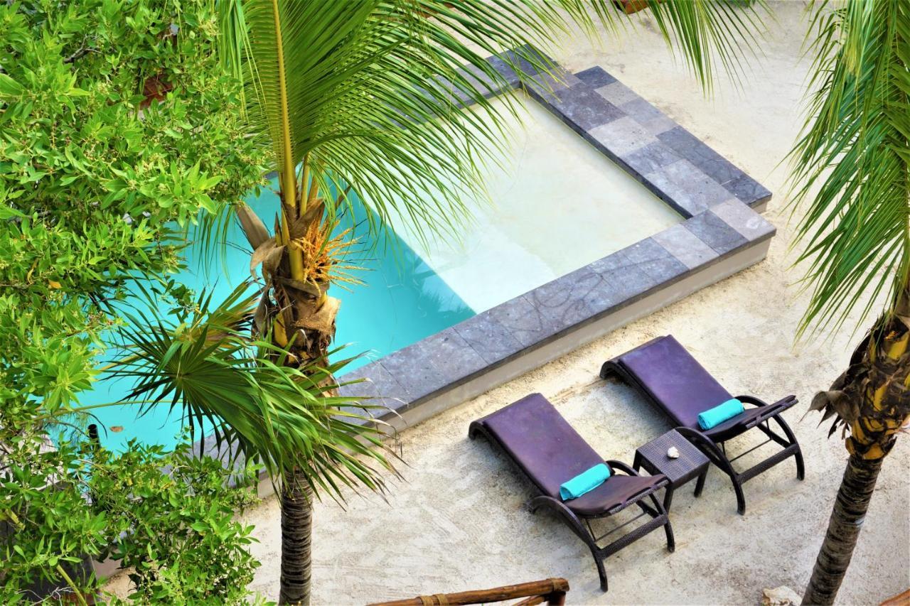 La Puerta Azul Beachfront - Adults Only Isla Holbox Exterior photo